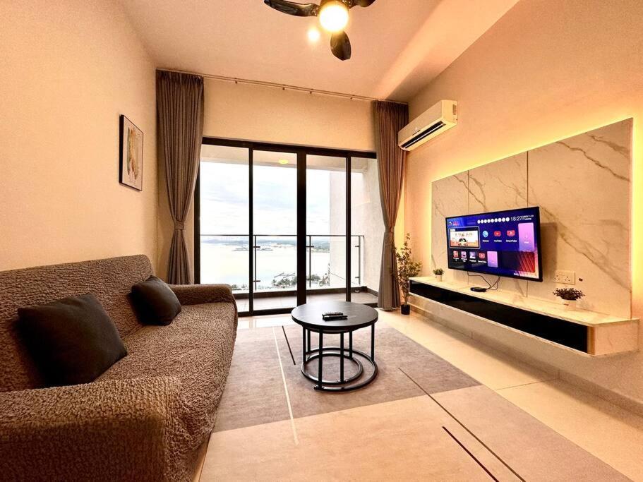 Seaview Danga Bay - Heart Of - By Cowidea Apartment *